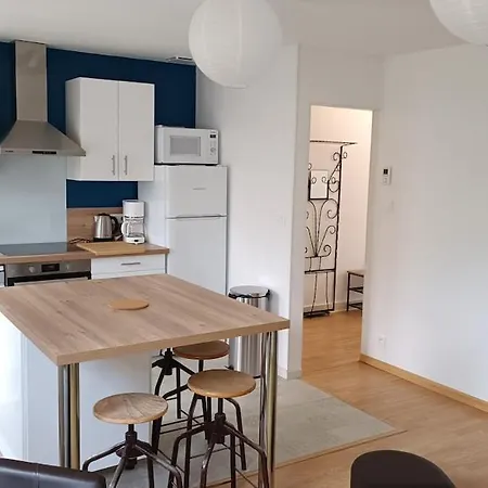 Holiday home Maison De Plein Pied Avec Jardin Poitiers